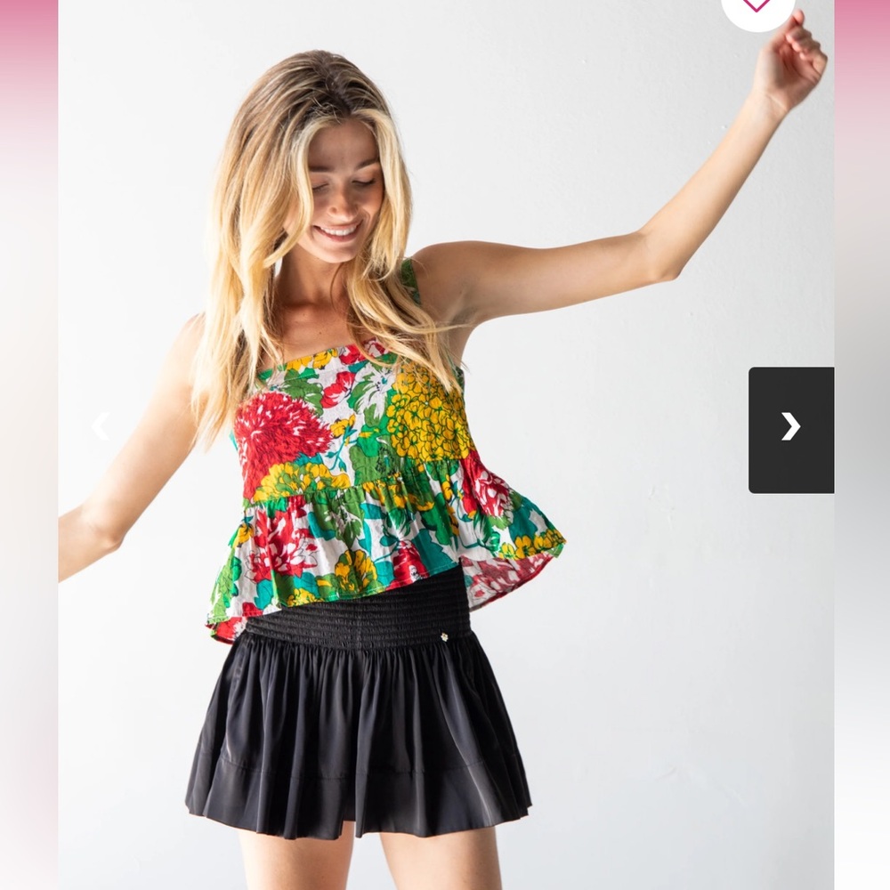 Natural Life Black Daisy Mini Skort Satin Size XS